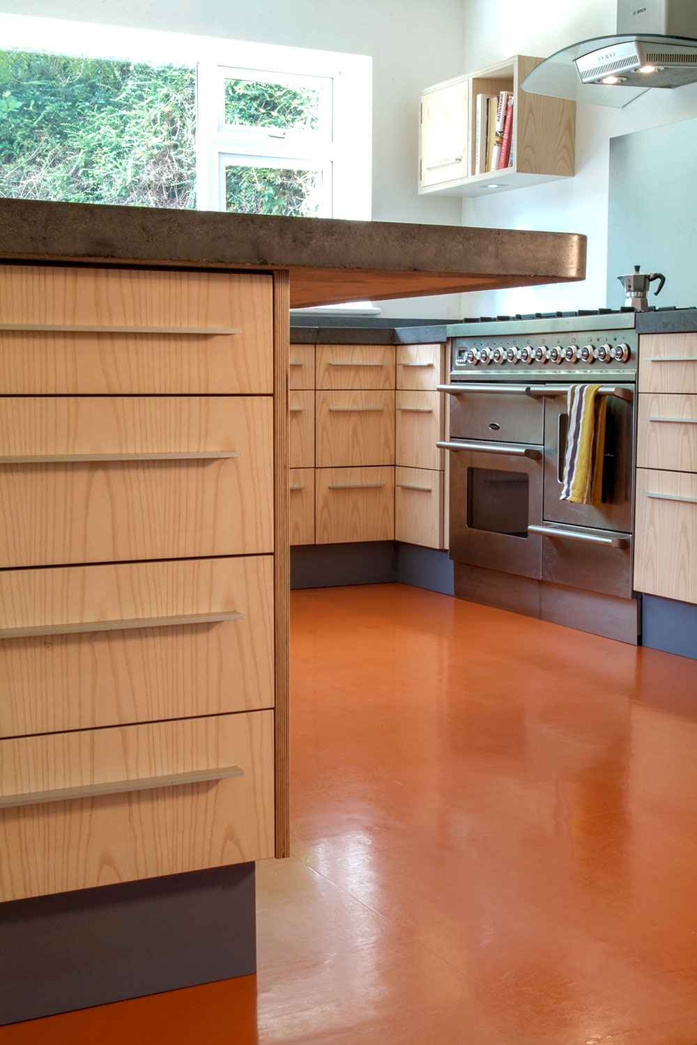 Ash veneered kitchen - Kim Sheard Design